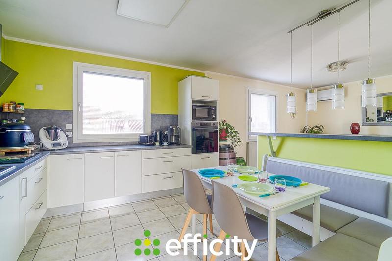 Maison - 184 m² - 7 pièces