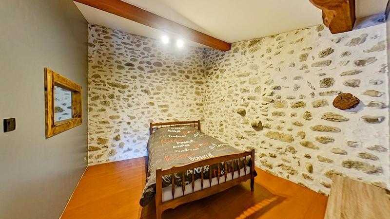 Maison - 138 m² - 4 pièces