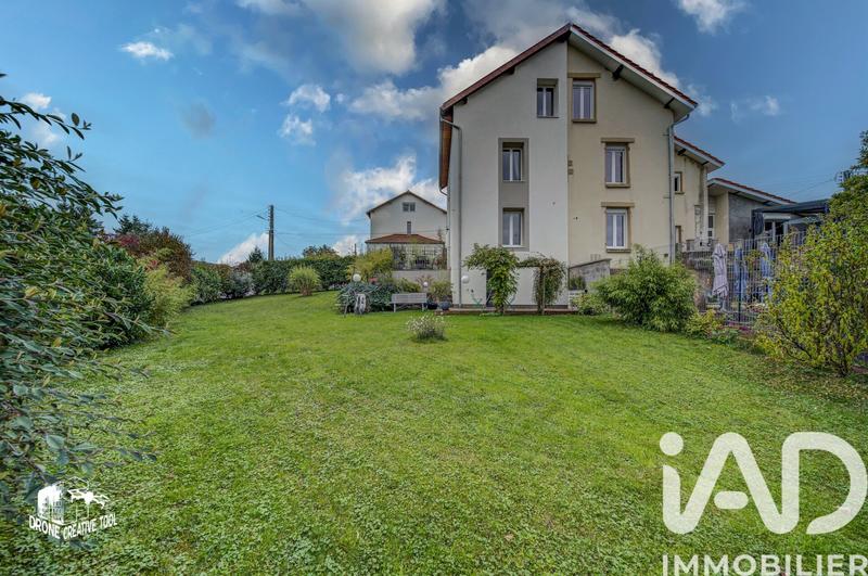 Maison - 80 m² - 5 pièces