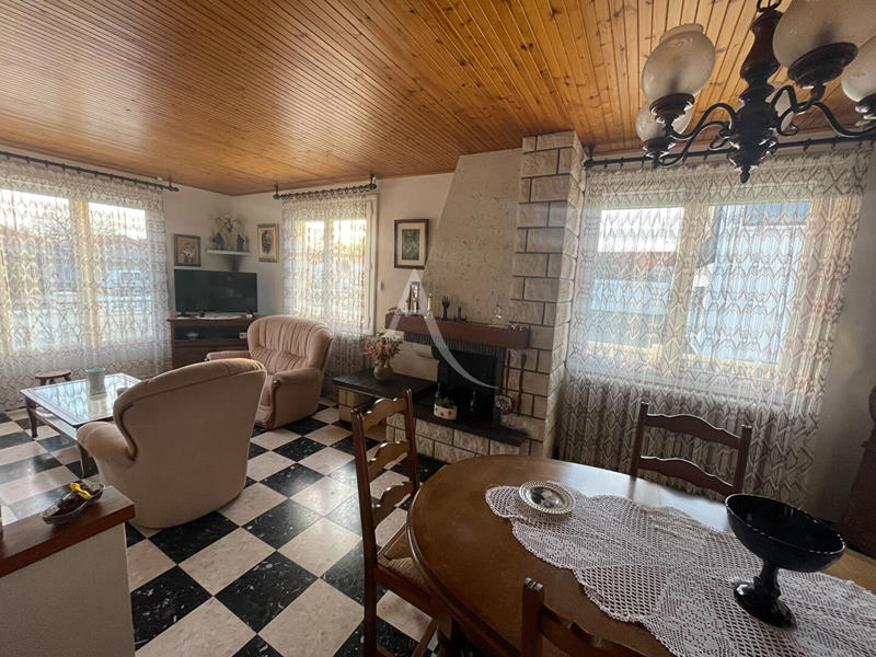 Maison - 110 m² - 4 pièces