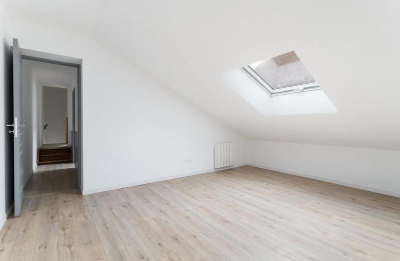 Maison - 147 m² - 6 pièces