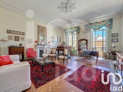 Appartement - 192 m² - 6 pièces