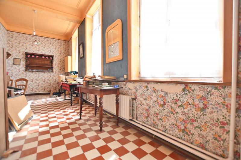 Maison - 262 m² - 9 pièces