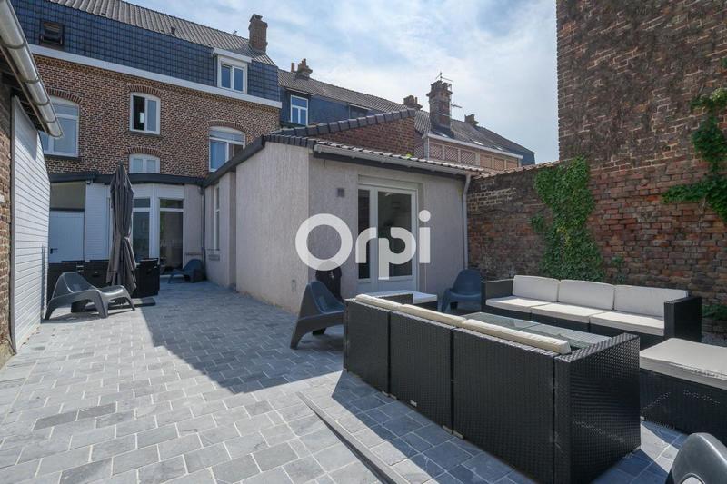 Maison de ville - 218 m² - 8 pièces