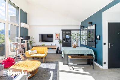 Appartement - 82 m² - 4 pièces