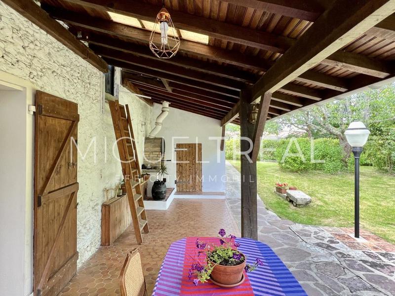 Maison - 140 m² - 3 pièces