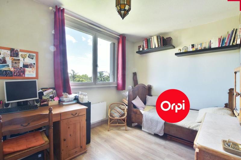 Appartement - 92 m² - 4 pièces