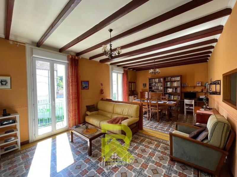 Maison - 121 m² - 5 pièces