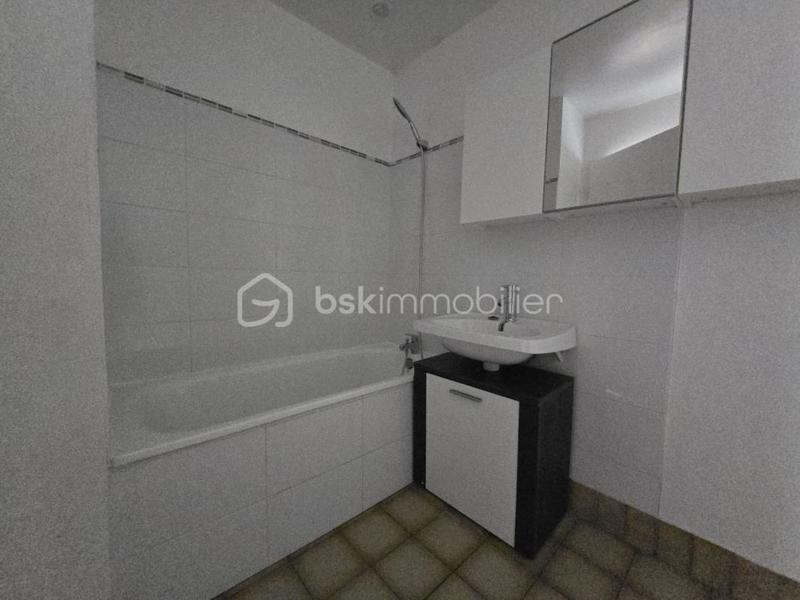 Pavillon - 100 m² - 6 pièces