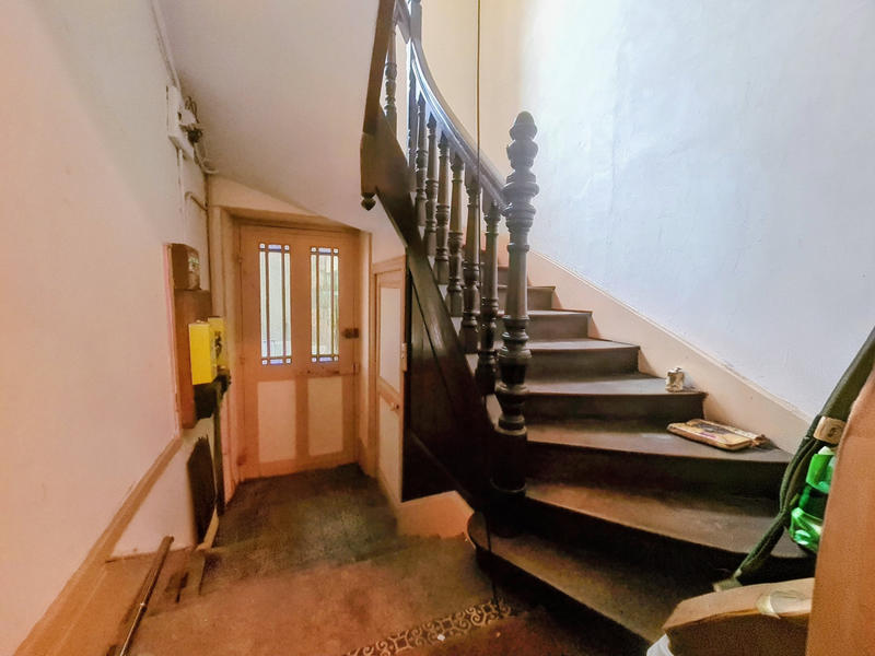 Maison - 227 m² - 10 pièces