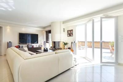 Appartement - 108 m² - 3 pièces