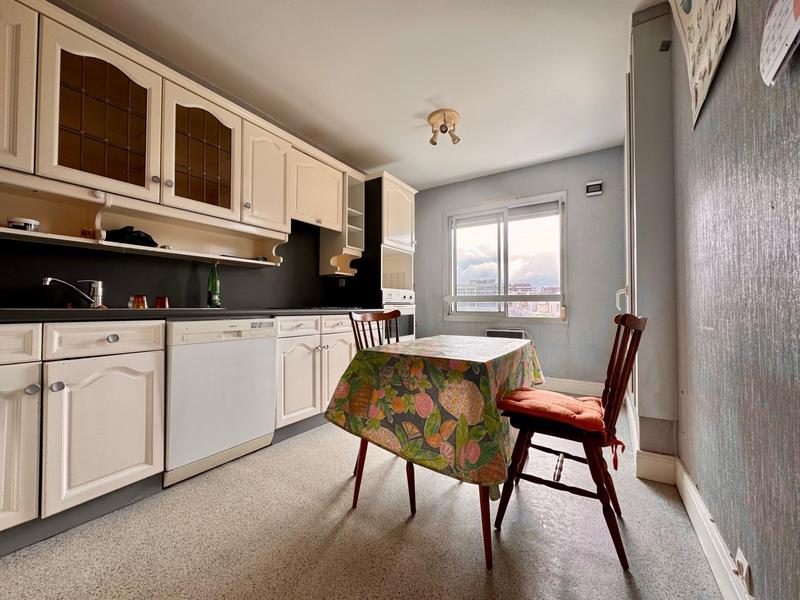 Appartement - 107 m² - 5 pièces