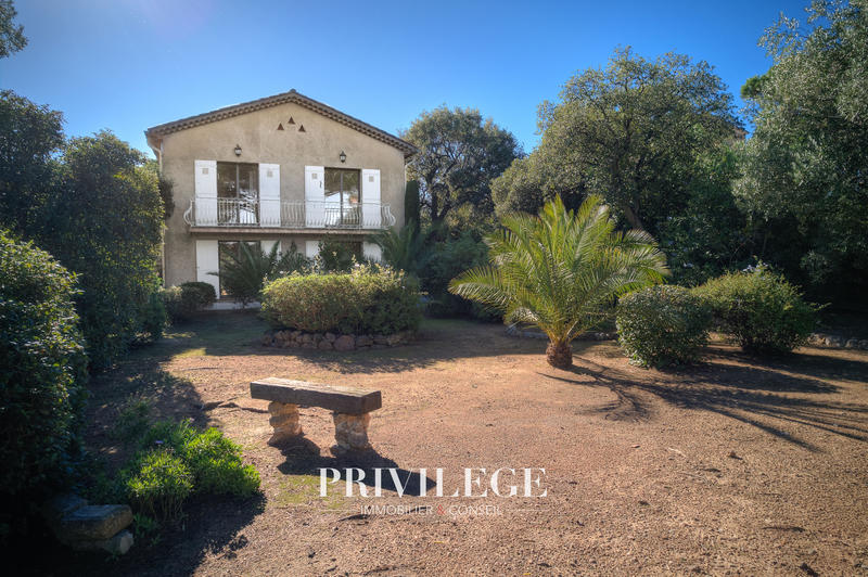 Villa - 150 m² - 6 pièces