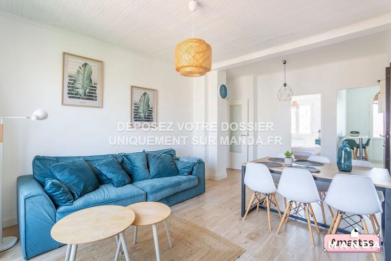 Chambre - 11 m² - 4 pièces