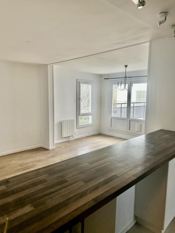 Appartement - 75 m² - 3 pièces