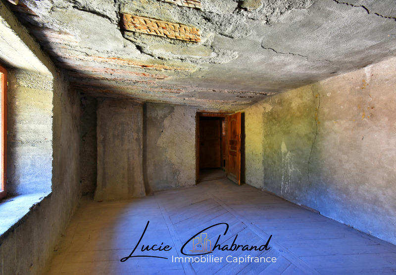 Maison - 194 m² - 10 pièces