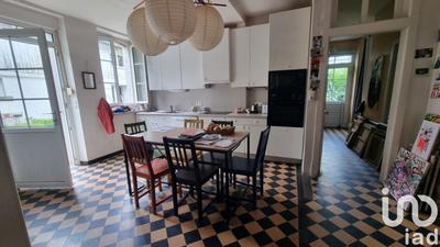 Maison de village - 255 m² - 9 pièces