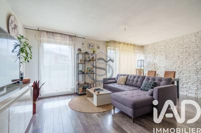 Appartement - 85 m² - 5 pièces