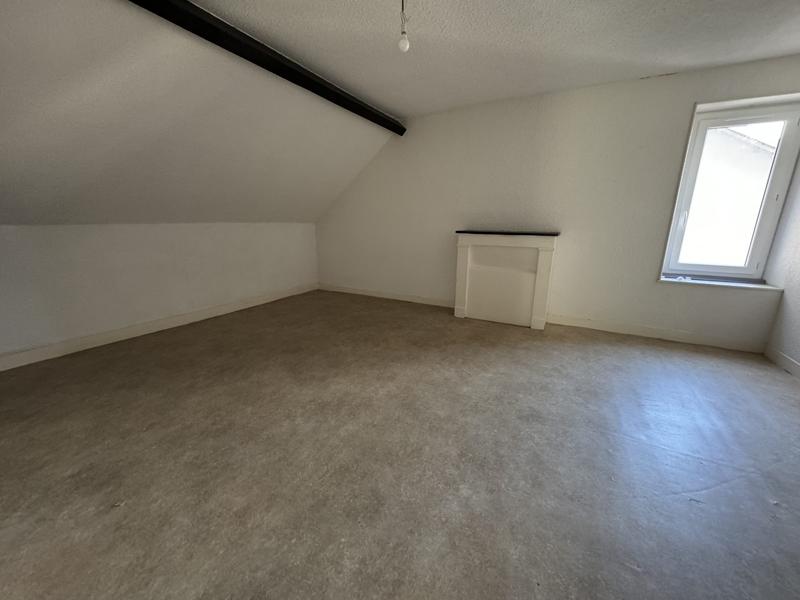 Appartement - 166 m² - 6 pièces