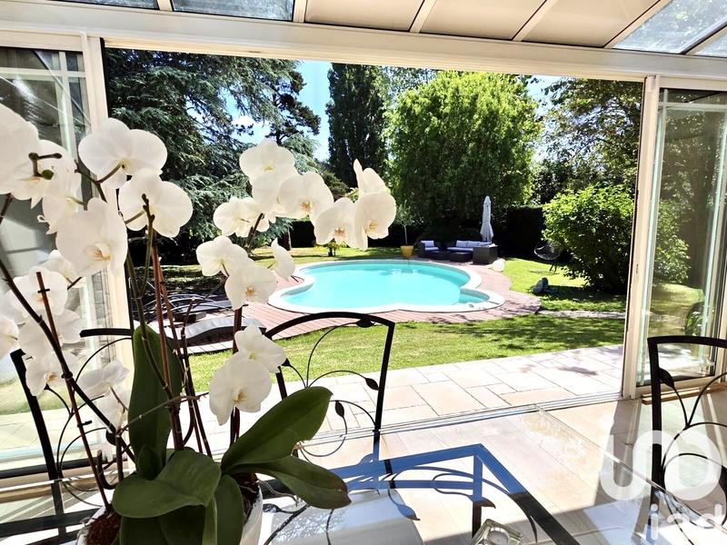 Maison - 168 m² - 7 pièces