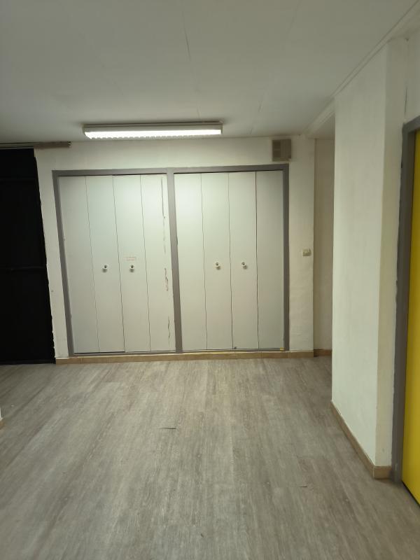 Bureau - 97 m² - 4 pièces