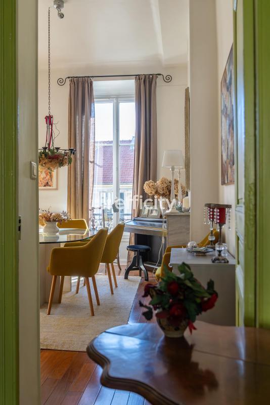 Appartement - 144 m² - 6 pièces