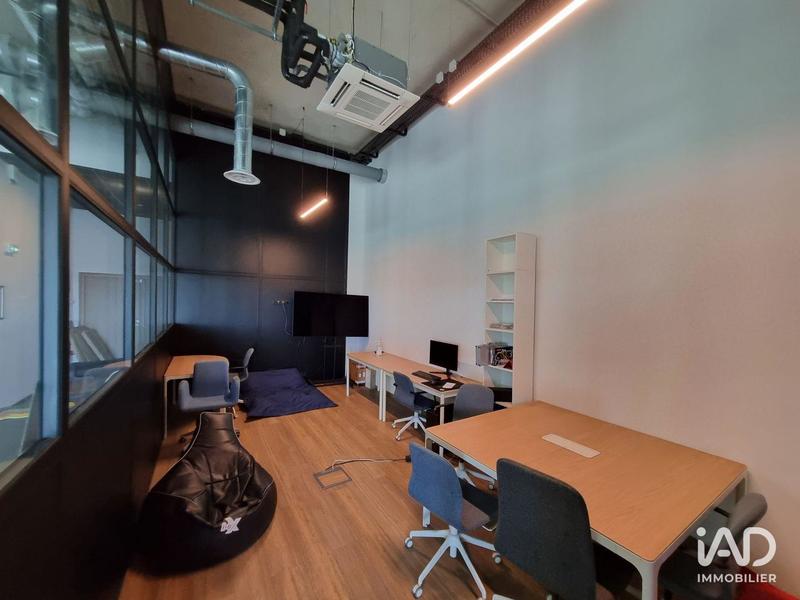Bureau - 543 m²