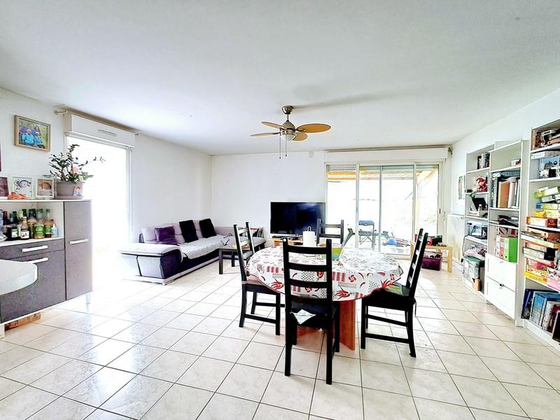 Maison - 102 m² - 5 pièces