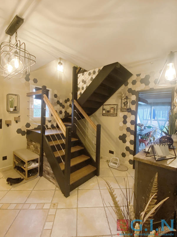 Maison - 140 m² - 4 pièces