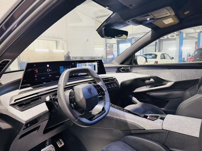 Peugeot 3008 III 1.2 Hybrid 145 E-Dcs6 Gt