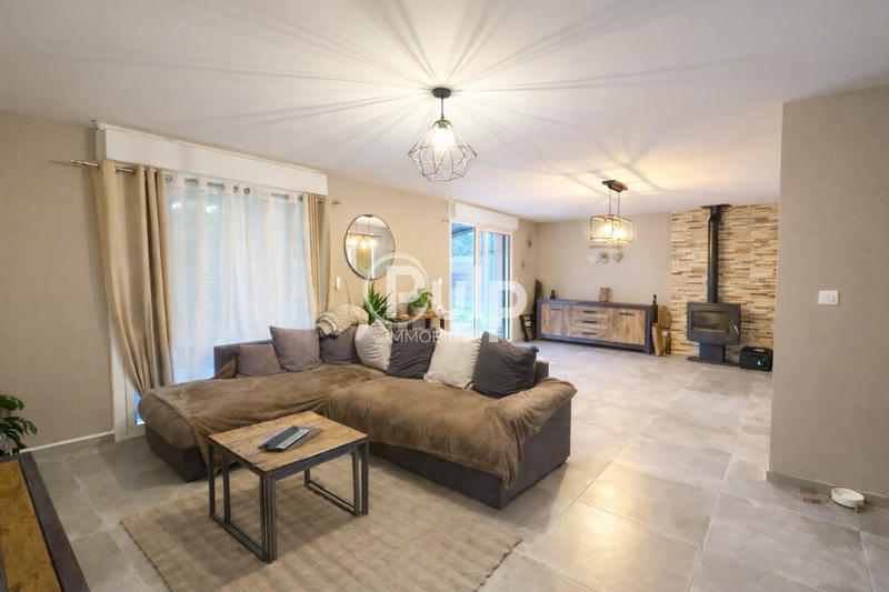 Maison - 110 m² - 5 pièces