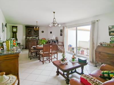 Appartement - 79 m² - 3 pièces