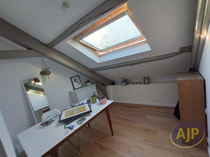 Maison - 101 m² - 5 pièces