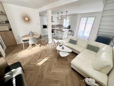 Maison - 108 m² - 6 pièces