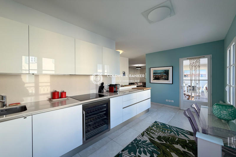 Appartement - 93 m² - 4 pièces