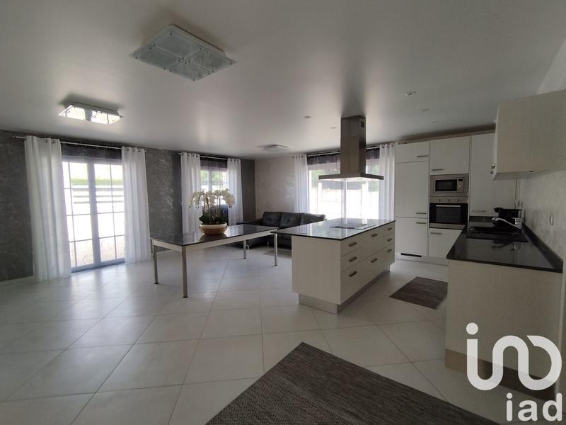 Maison - 162 m² - 6 pièces