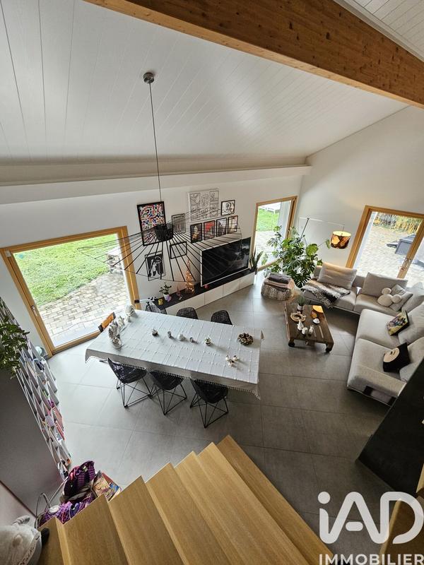 Maison - 197 m² - 4 pièces