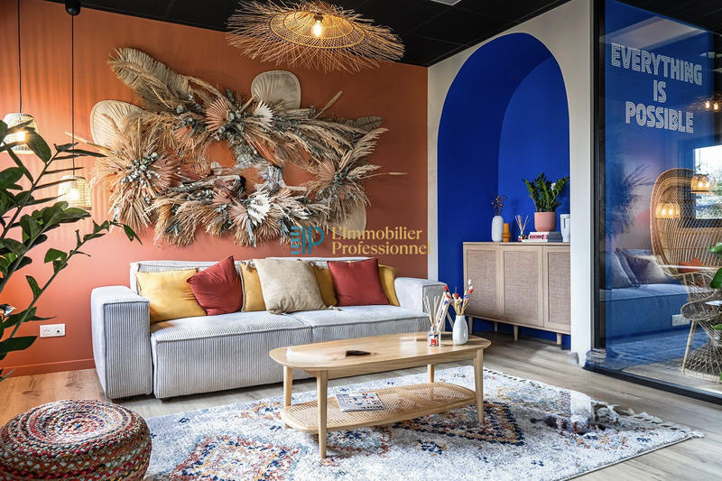 Bureau - 200 m² - 7 pièces