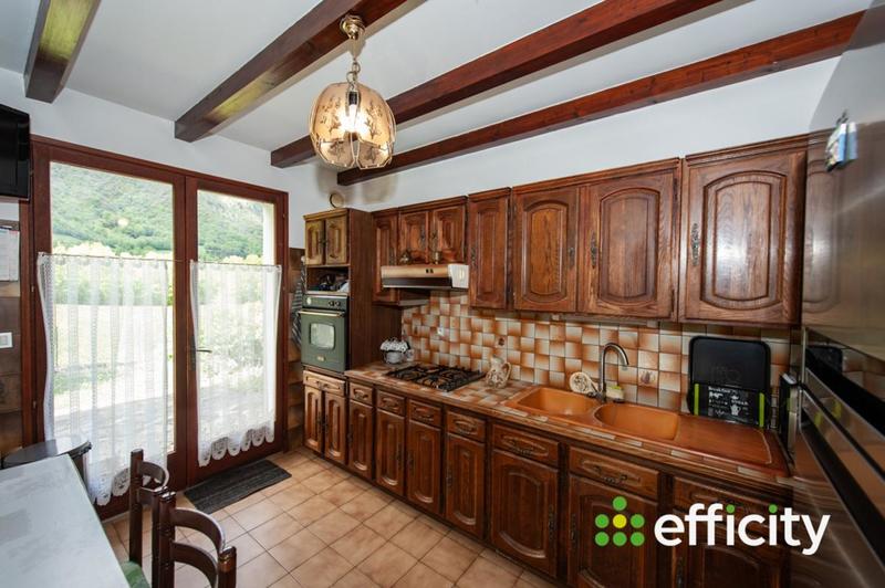 Appartement - 140 m² - 5 pièces