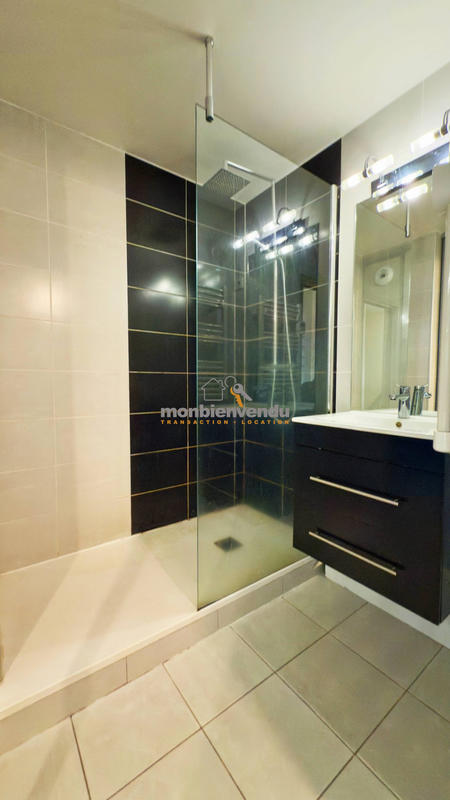 Duplex - 74 m² - 4 pièces