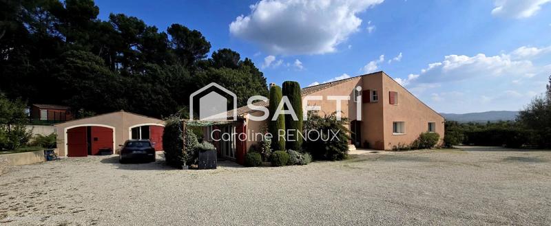 Maison - 215 m² - 10 pièces