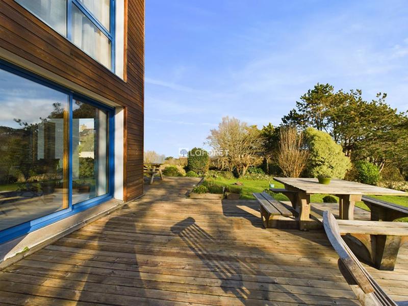 Maison - 163 m² - 6 pièces