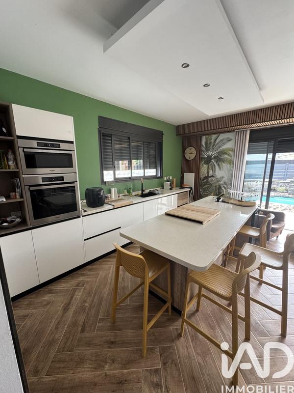 Maison - 112 m² - 6 pièces