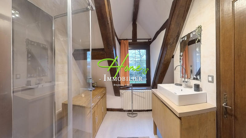 Maison - 145 m² - 7 pièces