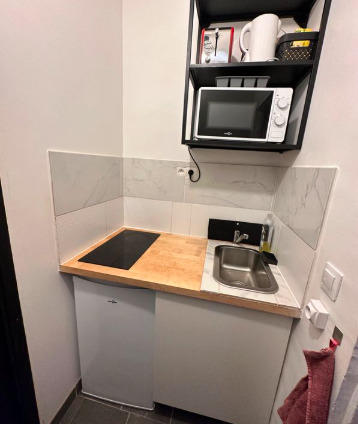 Studio - 25 m² - 1 pièce