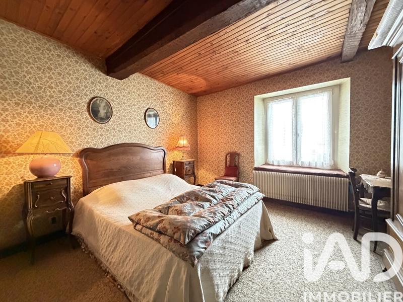 Maison de campagne - 200 m² - 5 pièces