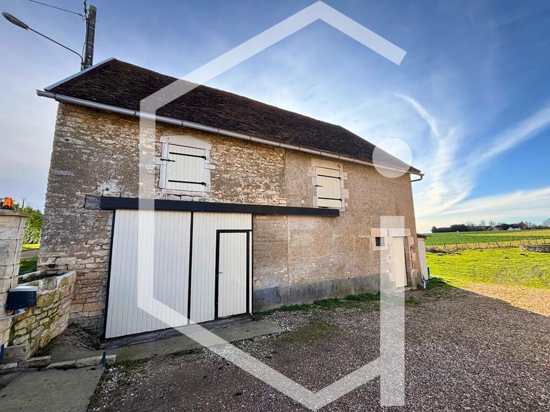 Maison - 180 m² - 3 pièces