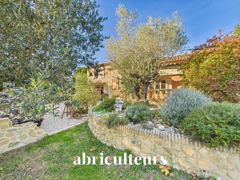 Maison ancienne - 180 m² - 7 pièces