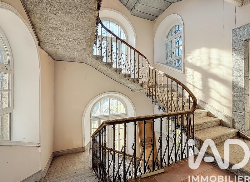 Château - 550 m² - 21 pièces