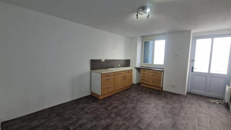 Maison de village - 180 m² - 7 pièces